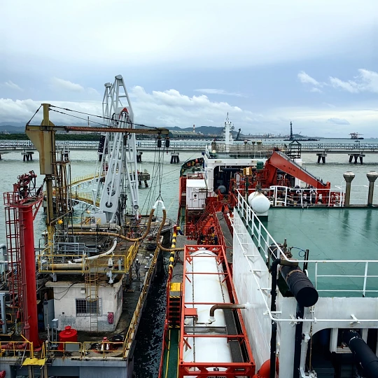 China Canada Chemical Transportation factory